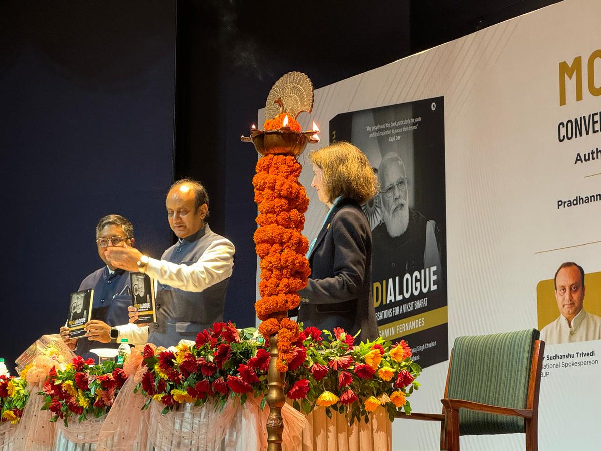 #Modialogue invites you on a journey of inspiration and progress for the youth of today. <a href="/SudhanshuTrived/">Dr. Sudhanshu Trivedi</a>