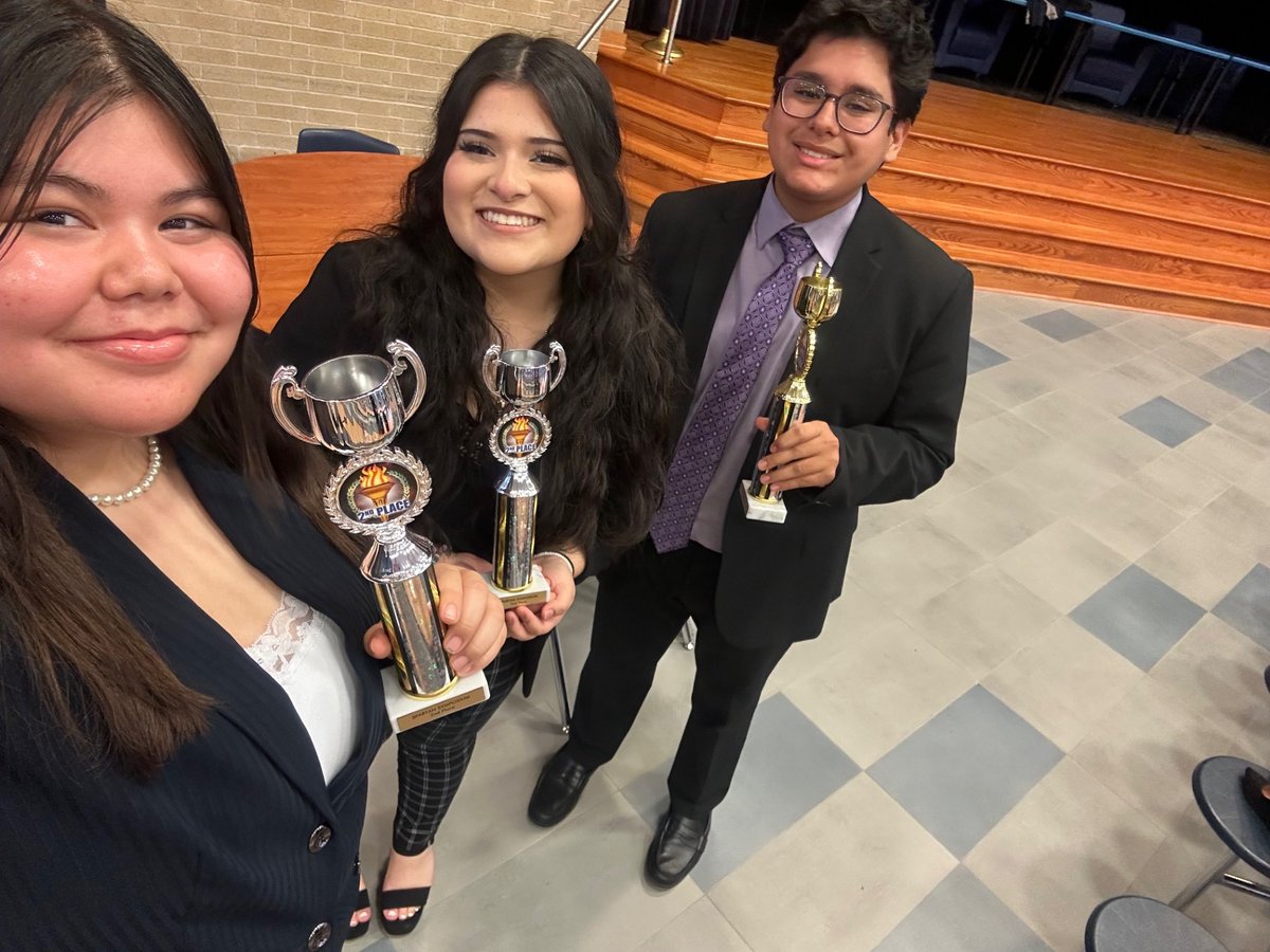 SpringWoodsHigh's tweet image. These 3 just qualified for the Texas Forensic Assoc State Tourney! #tigerproud🐯