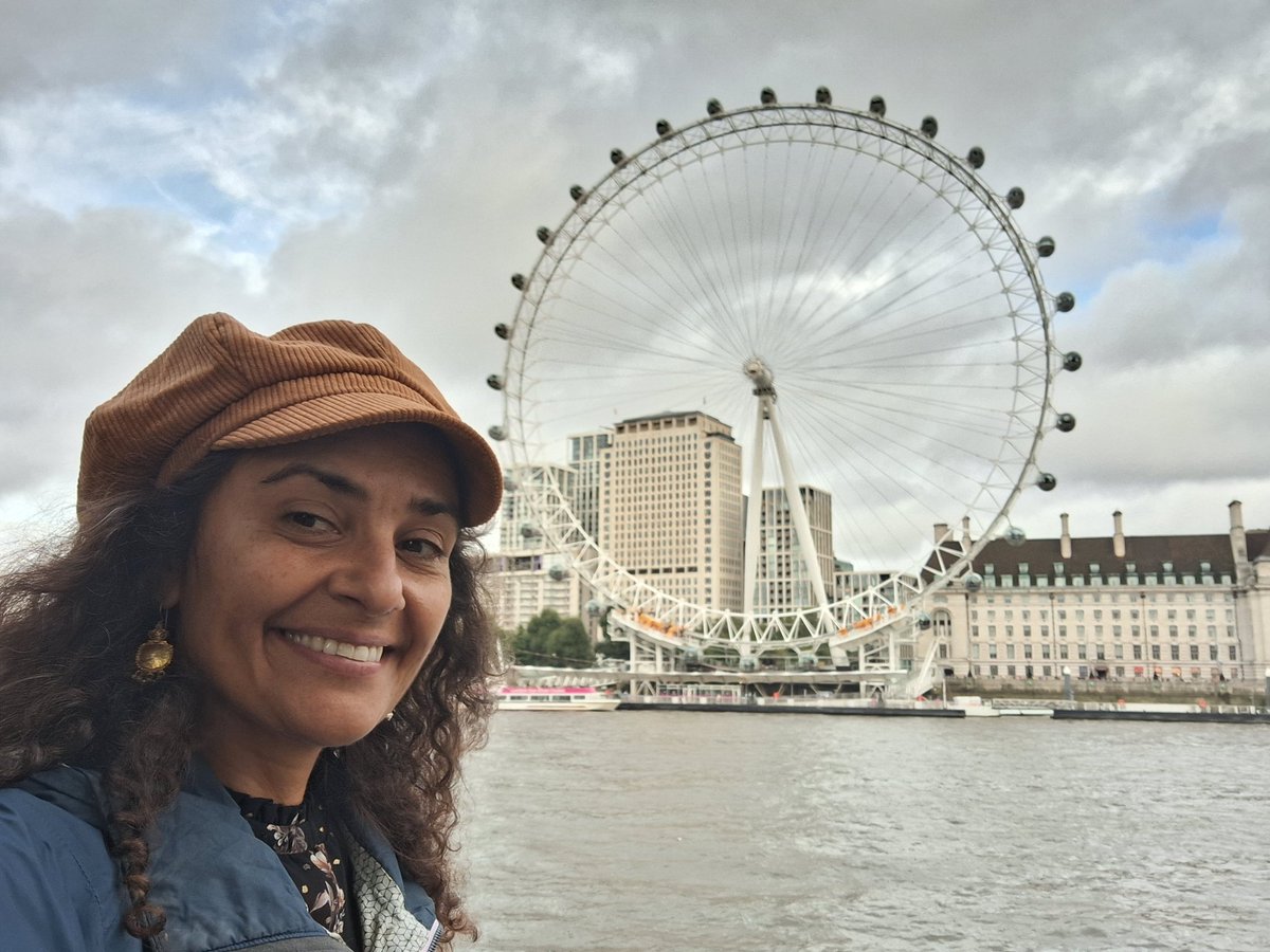 Doctor_Astro's tweet photo. Feeling Y2K #milleniumwheel @visitlondon https://t.co/2WPGTecvRX