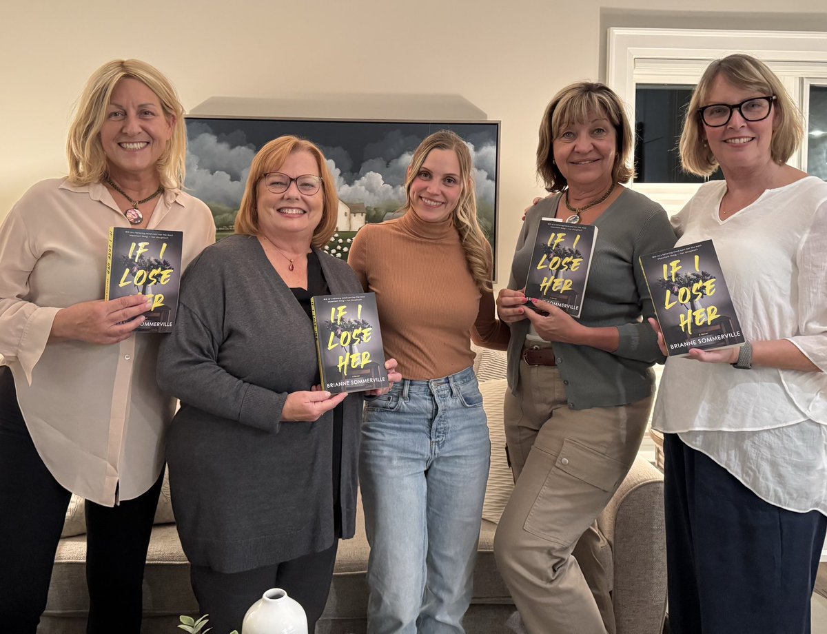 I had the loveliest time chatting with a local #bookclub earlier this week and a US bookclub yesterday! Did you know that as a part of IF I LOSE HER’s expanded print release, we’re adding book club discussion questions? Those copies hit shelves Feb 11, 2025.