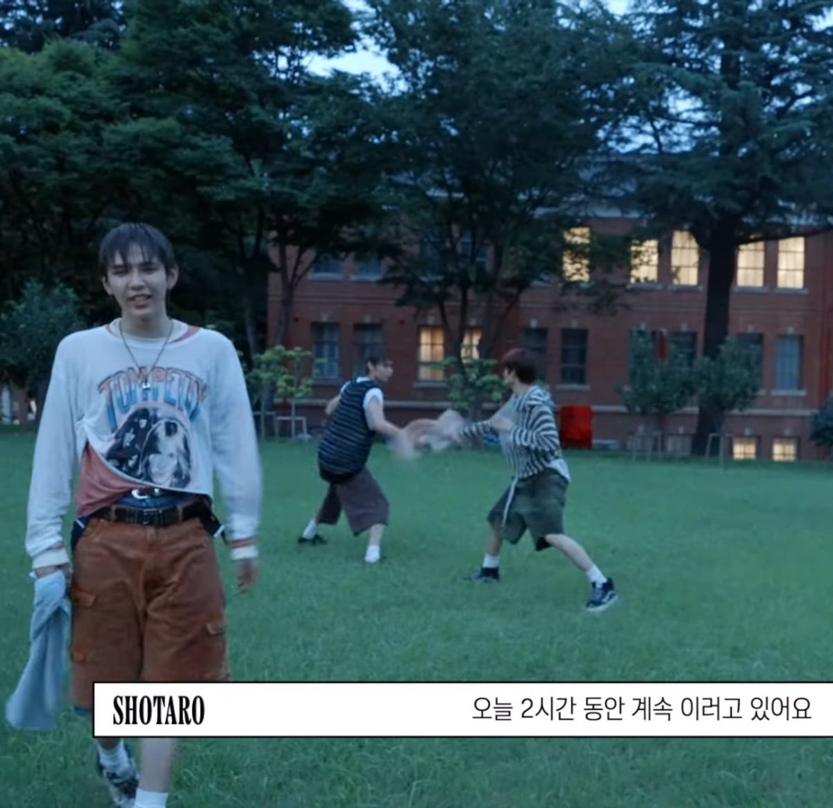 esfanac's tweet photo. 아ㅈㄴ웃김 https://t.co/AkPGjPZtJ6