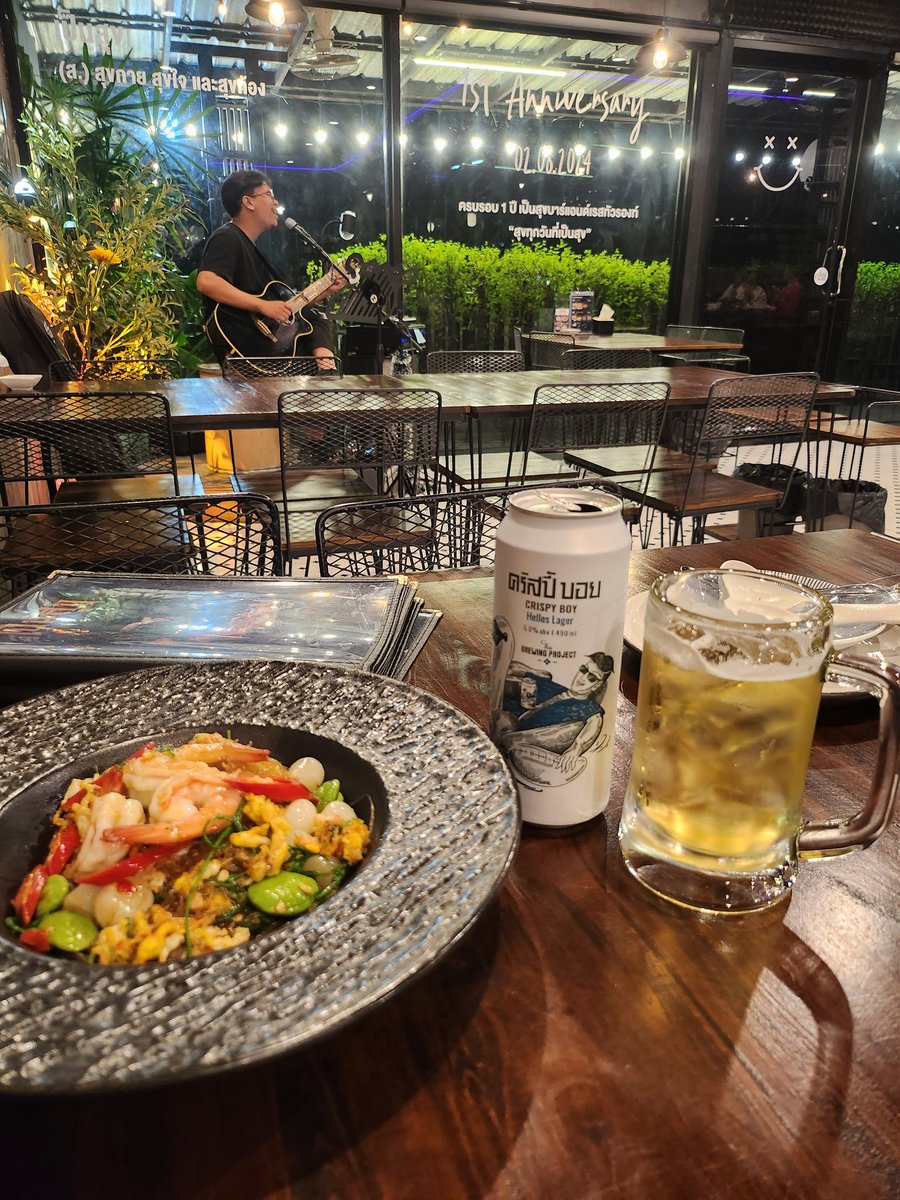 เย็นวันศุกร์ก็ชิวๆ ไปงับ 
#รังสิต