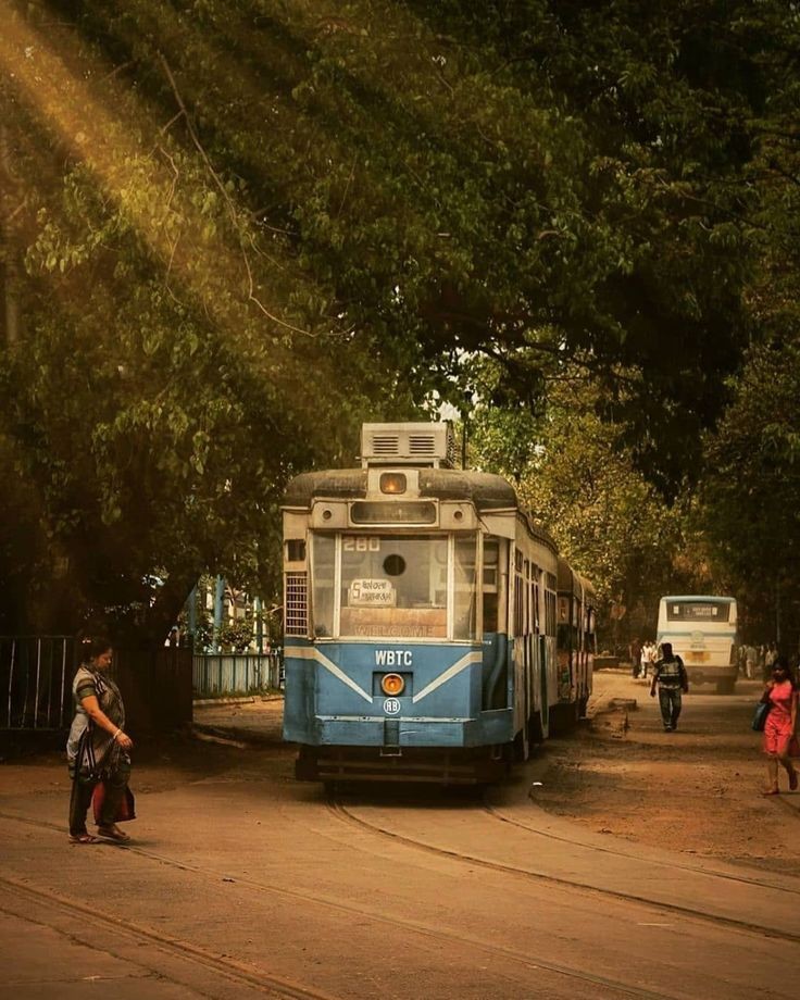 TaarakMehta_Jr's tweet image. The 150-year-old tram service in Kolkata is nearing its final stop. 🚋 A symbol of the city’s heritage, it will be missed by generations of commuters and tourists. #KolkataHistory #FarewellTrams
