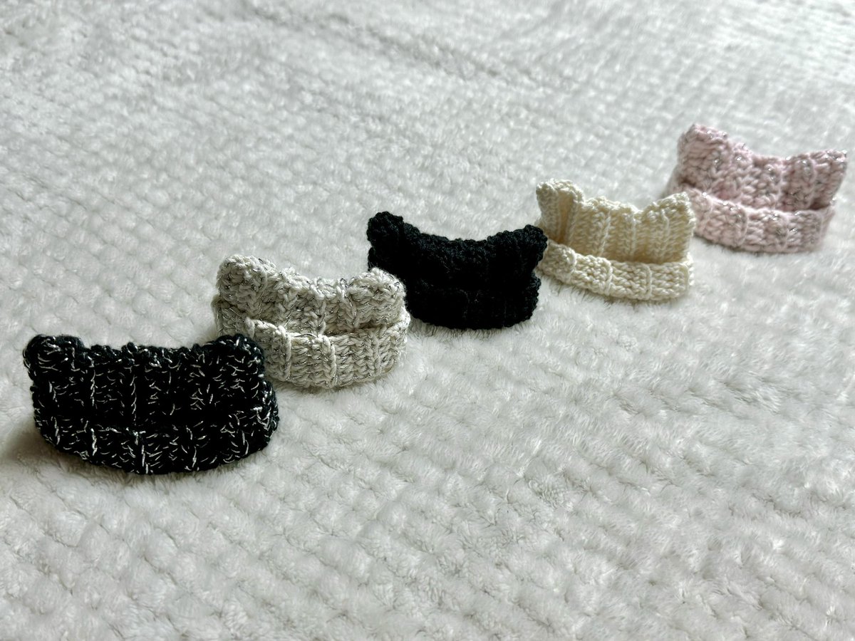 2024 CRAVITY FAN-CON <BEYOND YOUR MEMORIES>
9/29 #크래비티 팬콘 막콘 나눔합니다

💕#rt 인증 후 나눔하며 30개 중 5개 옆면에 스티커가 붙어있습니다! 현장인증 또는 계정 DM으로 당첨 인증해주시면 미니 크크루 모자 또는 키링을 드립니다!
💕당일 시간 및 착장, 장소는 타래로 공지하겠습니다!