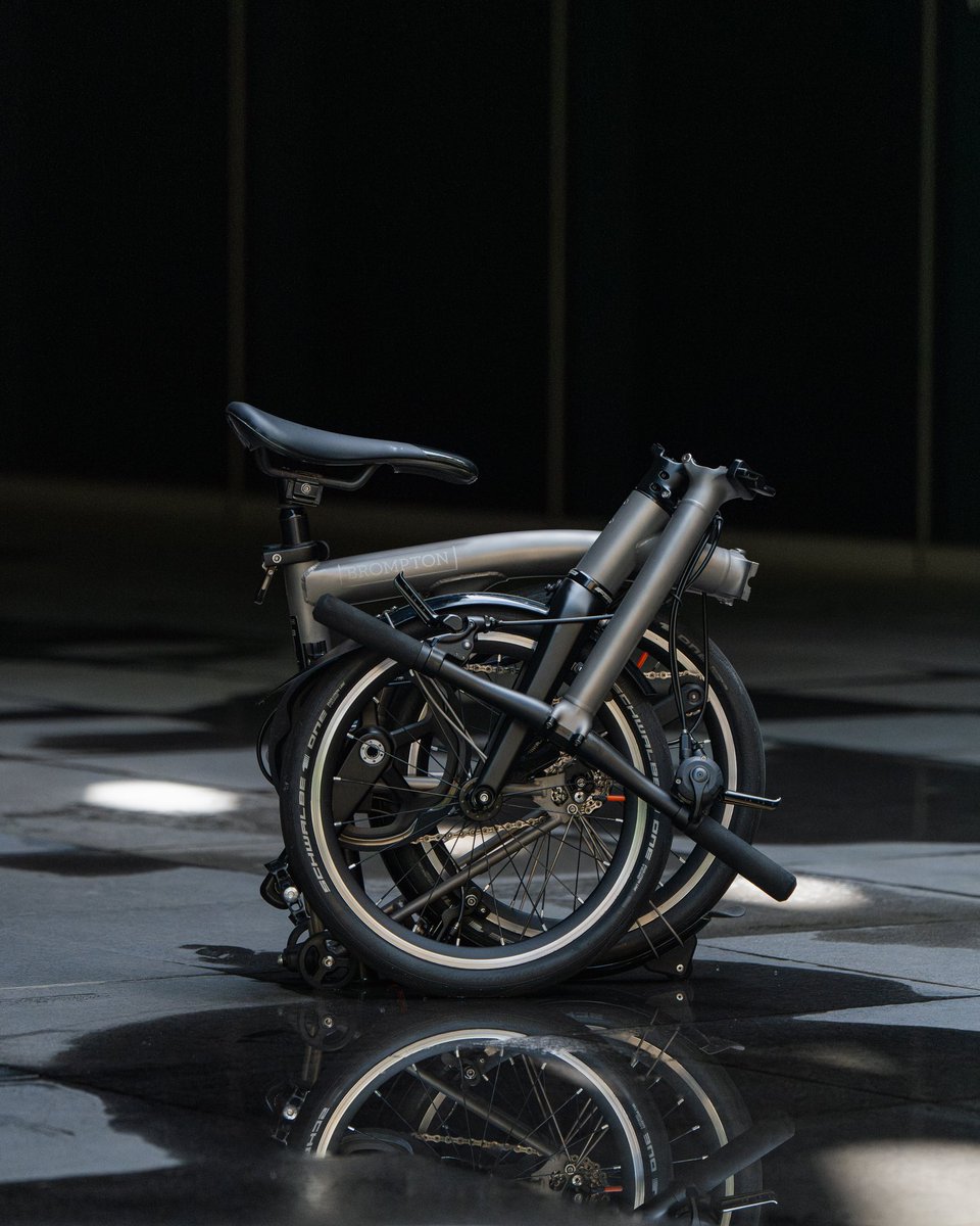 Much lighter than you think - 今までで1番軽いBrompton。 T Lineは重