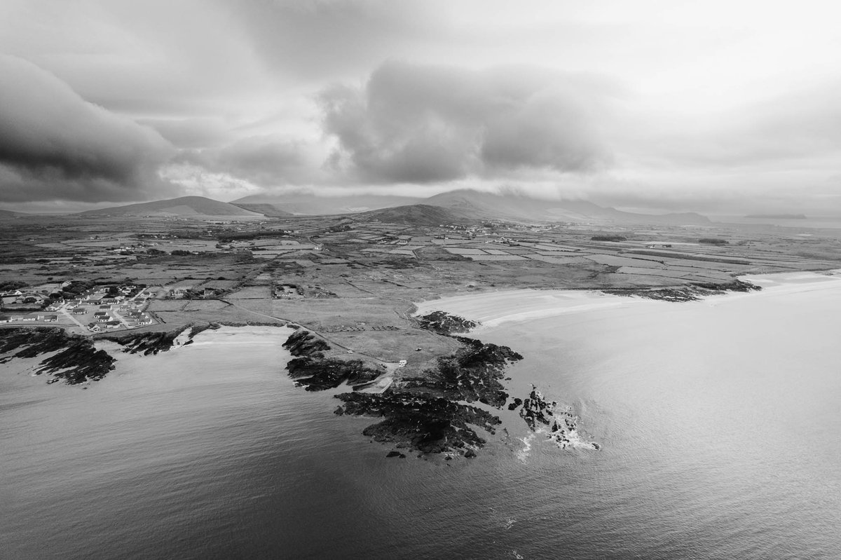 An overcast day looking towards Ballyferriter, West Kerry #kerry #dingle #landscape #monochrome