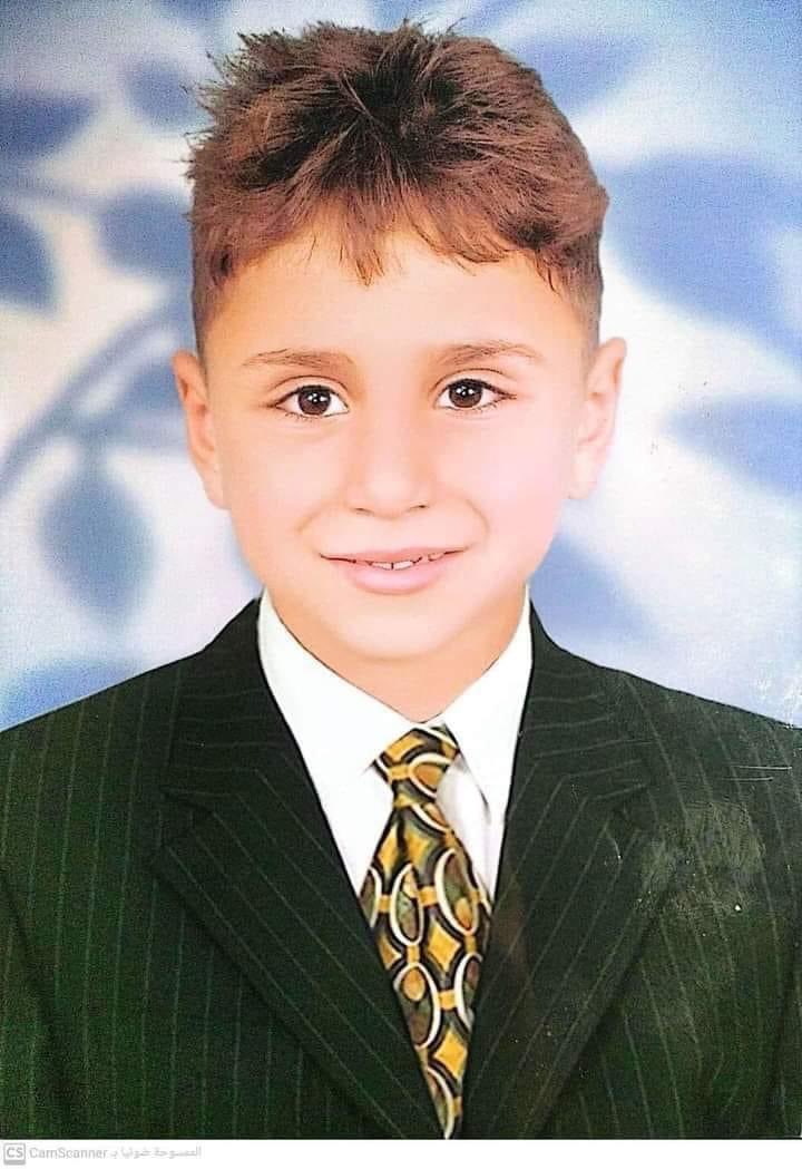 #ريتويت محمد عزوز يوسف غالى 
تغيب أمس من الساعه الثالثة عصرا حتى الان 
من يجده او شاهده برجاء الاتصال على ٠١٠١٠٤٧١٤٥٩
من قرية ابومسعود مركز الدلنجات محافظة البحيرة 
فهو يرتدي بنطلون كحلى وتيشرت اسود