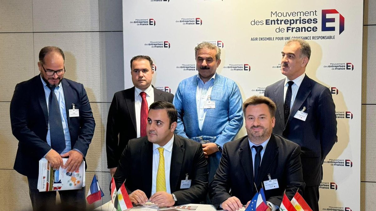 KrgFrance's tweet photo. Au Forum économique France-Kurdistan,le groupe kurde #Galiawa et la société 🇫🇷#Cleia ont signé 1 accord pour la construction d'une usine de briques éco-responsable à Erbil
Ce partenariat vise à promouvoir la durabilité environnementale et à favoriser la création d'emplois locaux https://t.co/rGelm4vDtX