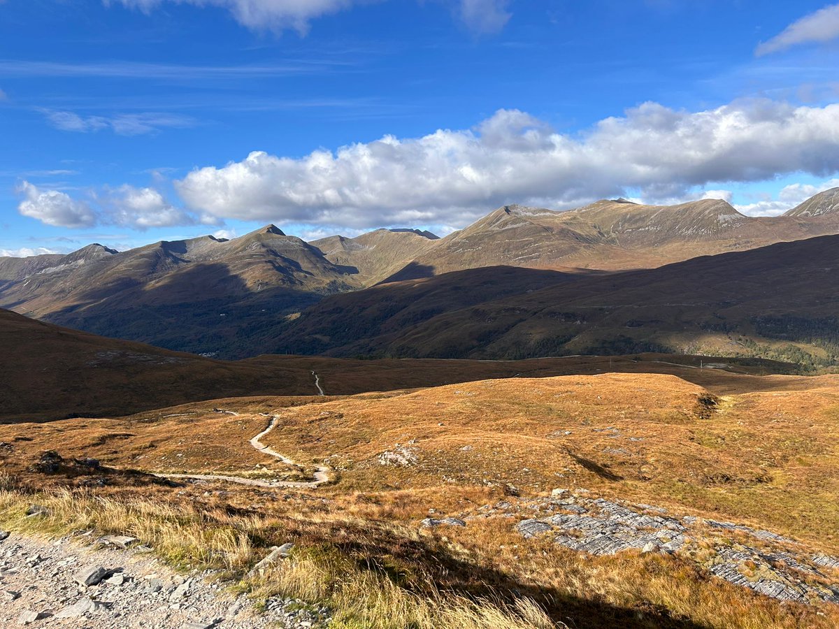 UnitedOilseeds's tweet image. DAY6 WHW: Beckii &amp;amp; Sister £2,741 raised so far. "So hard today. The views  were out of this world. We climbed up the Devils Staircase. That hurt a lot!" Last day tomorrow. Keep going girls, nearly there. #finishingline @StLukesPlymouth
