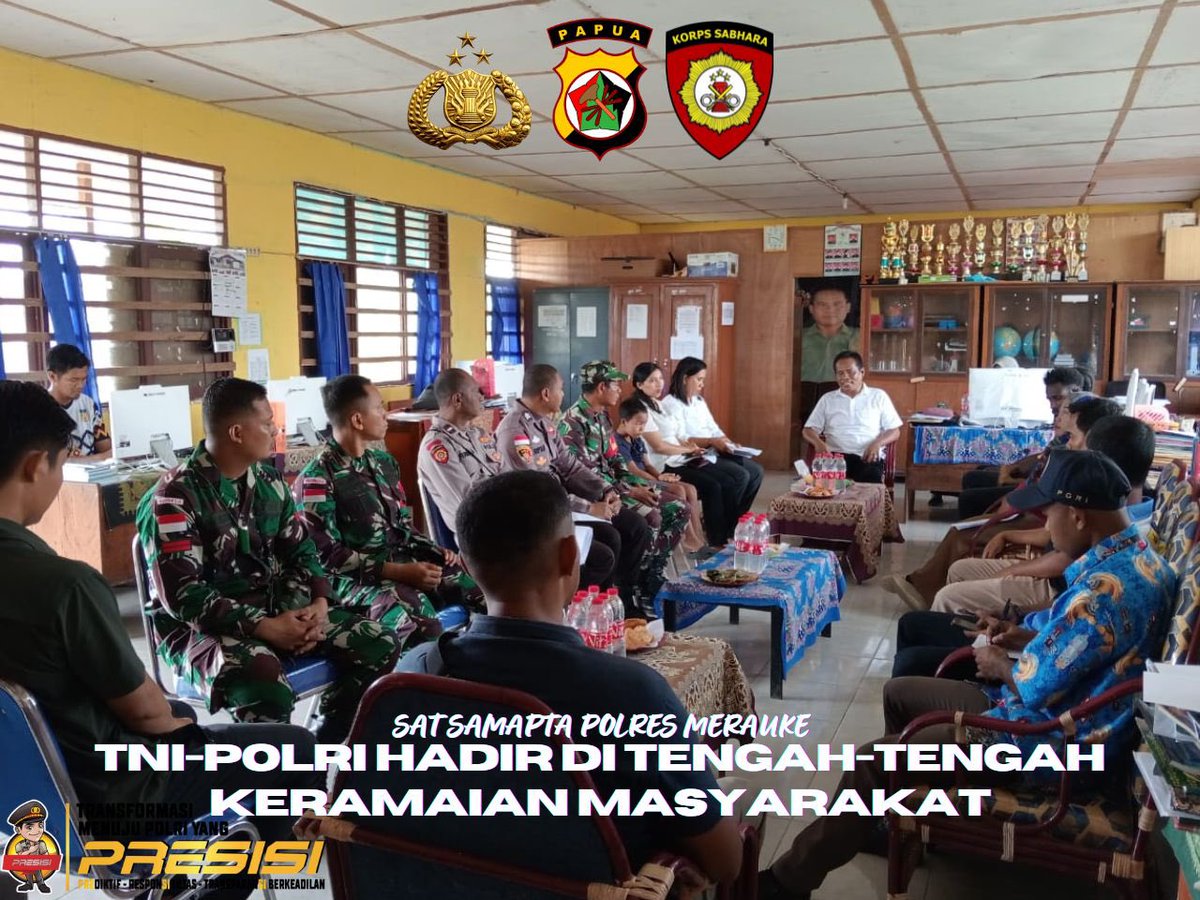 SAMAPTARESMRKE's tweet photo. Kegiatan bersama tni-polri #tnipolri #polresmerauke https://t.co/La6flz5Z0J