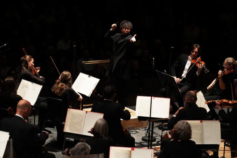 theartsdesk.com (@theartsdesk) on Twitter photo ★★★★★ Declaration of thrills to come: maestro Kahchun Wong's opening statement of Britten and Mahler <a href="/the_halle/">The Hallé</a> <a href="/BridgewaterHall/">The Bridgewater Hall</a> was an outstanding success says <a href="/RobertBealeMcr/">Robert Beale</a> theartsdesk.com/classical-musi… ★★★★★ Declaration of thrills to come: maestro Kahchun Wong's opening statement of Britten and Mahler <a href="/the_halle/">The Hallé</a> <a href="/BridgewaterHall/">The Bridgewater Hall</a> was an outstanding success says <a href="/RobertBealeMcr/">Robert Beale</a> theartsdesk.com/classical-musi…