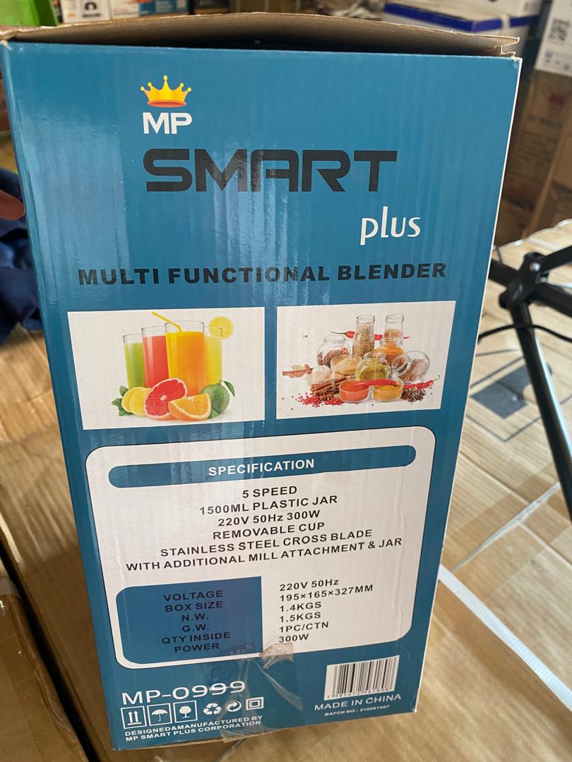 DombeloShopping's tweet image. Blend and grind like a pro with the SmartPlus MP-0999 Powerful 2 In 1 Multifunctional Blender – White! 

Perfect for all your kitchen needs and Business.

Available at Musisi Complex or online at dombelo.com.

 #SmartPlusBlender #MultifunctionalBlender #Dombelo