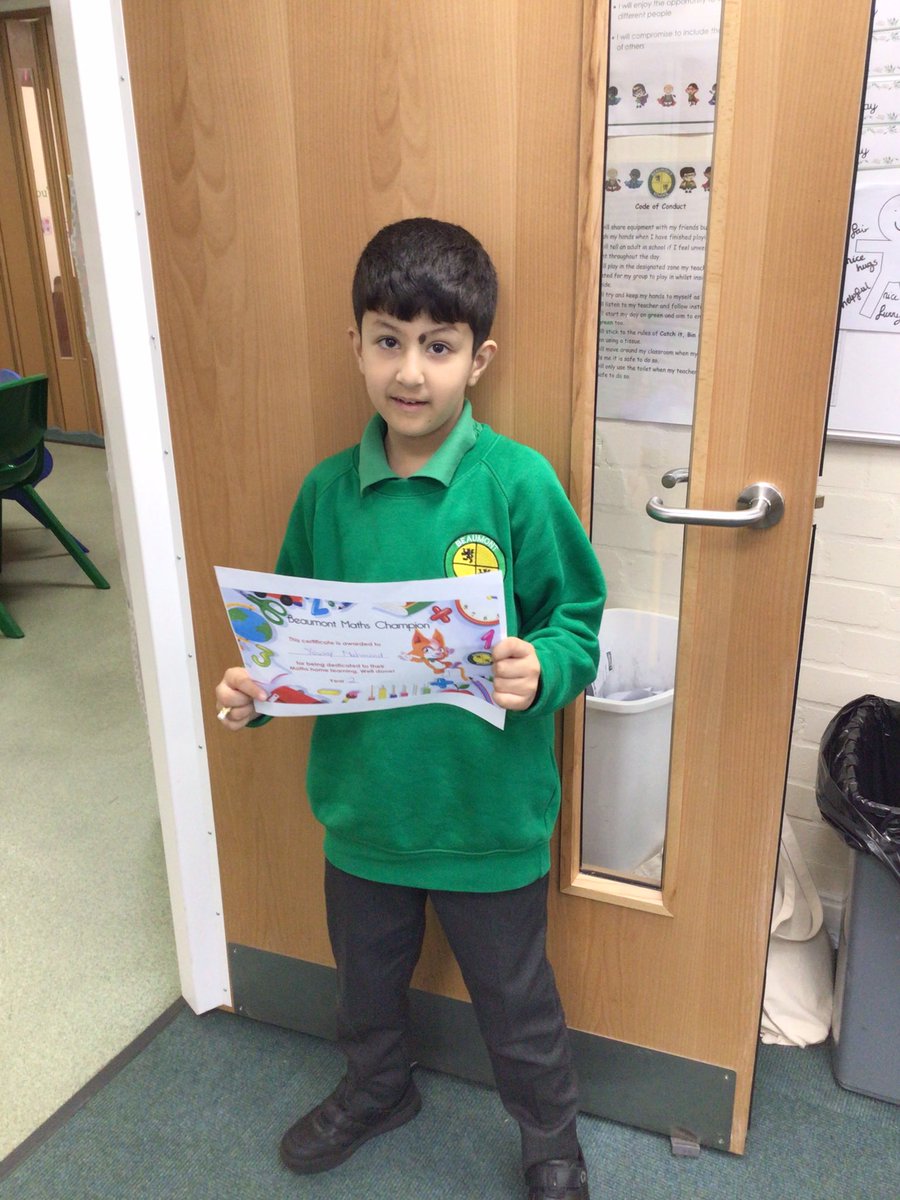 Year 2 awards for this week, well done, Safaa, Luca and Yousuf.😊