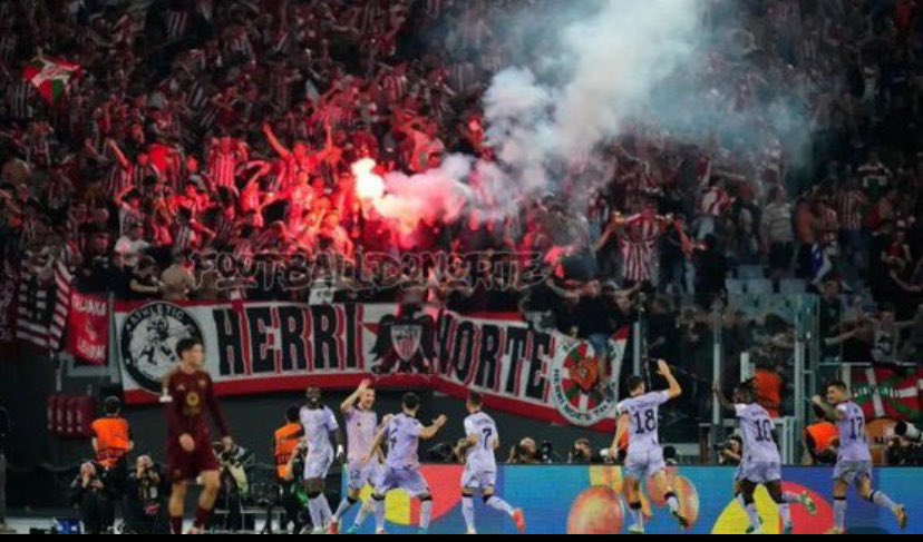 txo1898_'s tweet photo. Belaunaldi berriak, balore zaharrak!🔴⚪️ https://t.co/OVrBas0ZHG