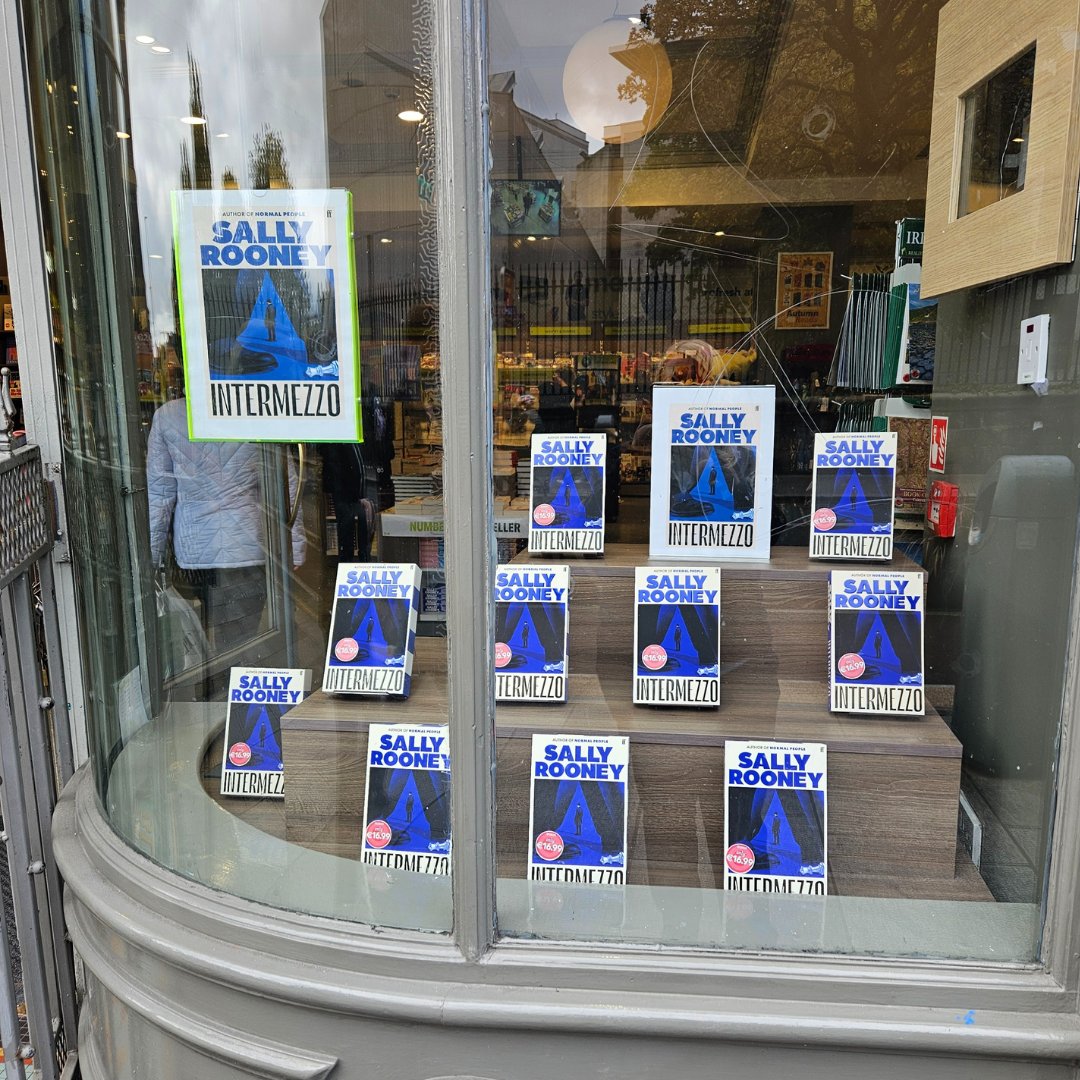easons's tweet photo. Intermezzo by Sally Rooney is now the #1 bestseller! Stop by your local Eason store to check out our exclusive displays and get your hands on this literary sensation. ✨📖

#No1Bestseller #Intermezzo #SallyRooney #InStoreDisplay https://t.co/vrHraOXyWF