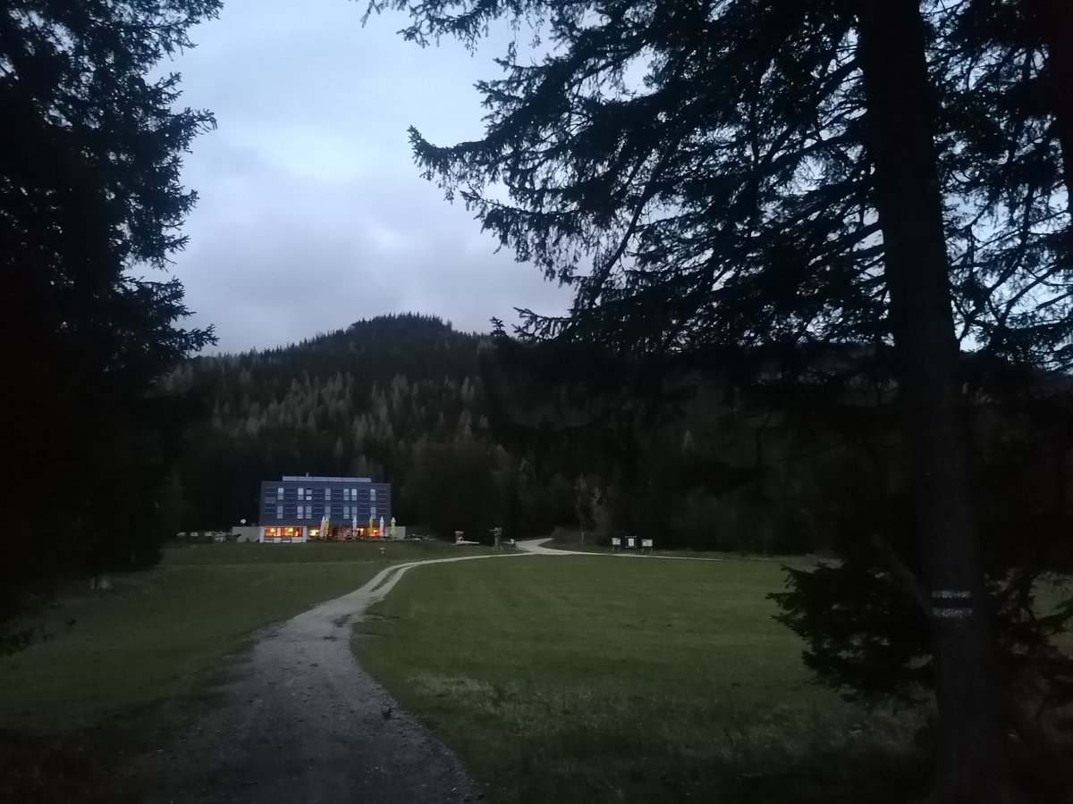 EDGE - Environmental Geosciences (@edge_vienna) on Twitter photo We just returned from our annual #retreat at Knofeleben mountain hut 🏔️! We brainstormed new scientific ideas and improved team spirit, all while enjoying great local food and pleasant hikes in beautiful alpine nature.   #Teamwork #Brainstorming #Science We just returned from our annual #retreat at Knofeleben mountain hut 🏔️! We brainstormed new scientific ideas and improved team spirit, all while enjoying great local food and pleasant hikes in beautiful alpine nature.   #Teamwork #Brainstorming #Science