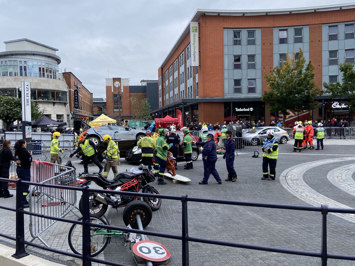 Molevalleycpr's tweet photo. First competition day at @_ukro Festival of Rescue hosted by @HantsIOW_fire. This is the extrication area at @GunwharfQuays https://t.co/FeYJ6SEAx7