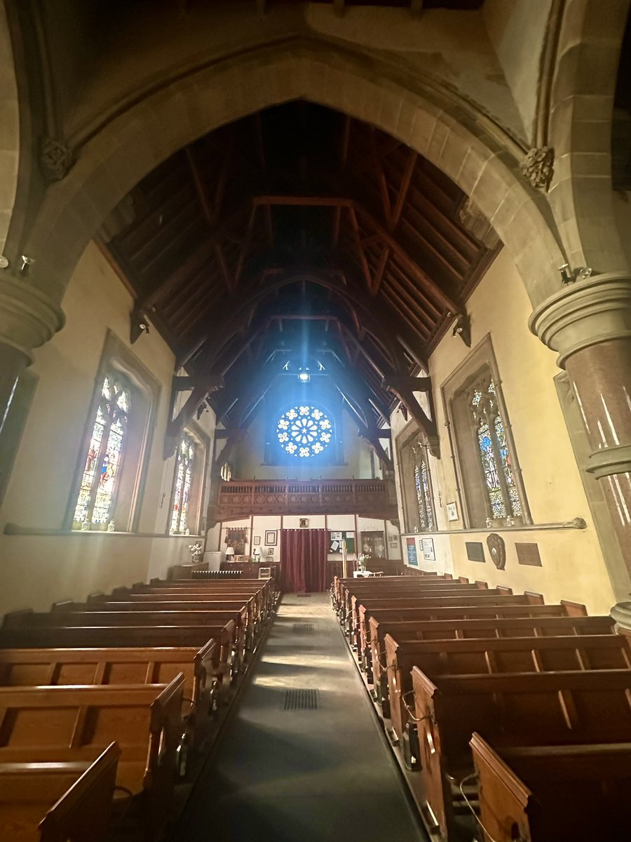 StEdmundsRoch's tweet image. #Luxaeterna #DivineLight #StEdmundsRoch #DiscoverChurches #ExploreChurches #RochdaleHeritage @TheCCT @RochdaleCouncil @HistoricEngland @EnglishHeritage @thevicsoc