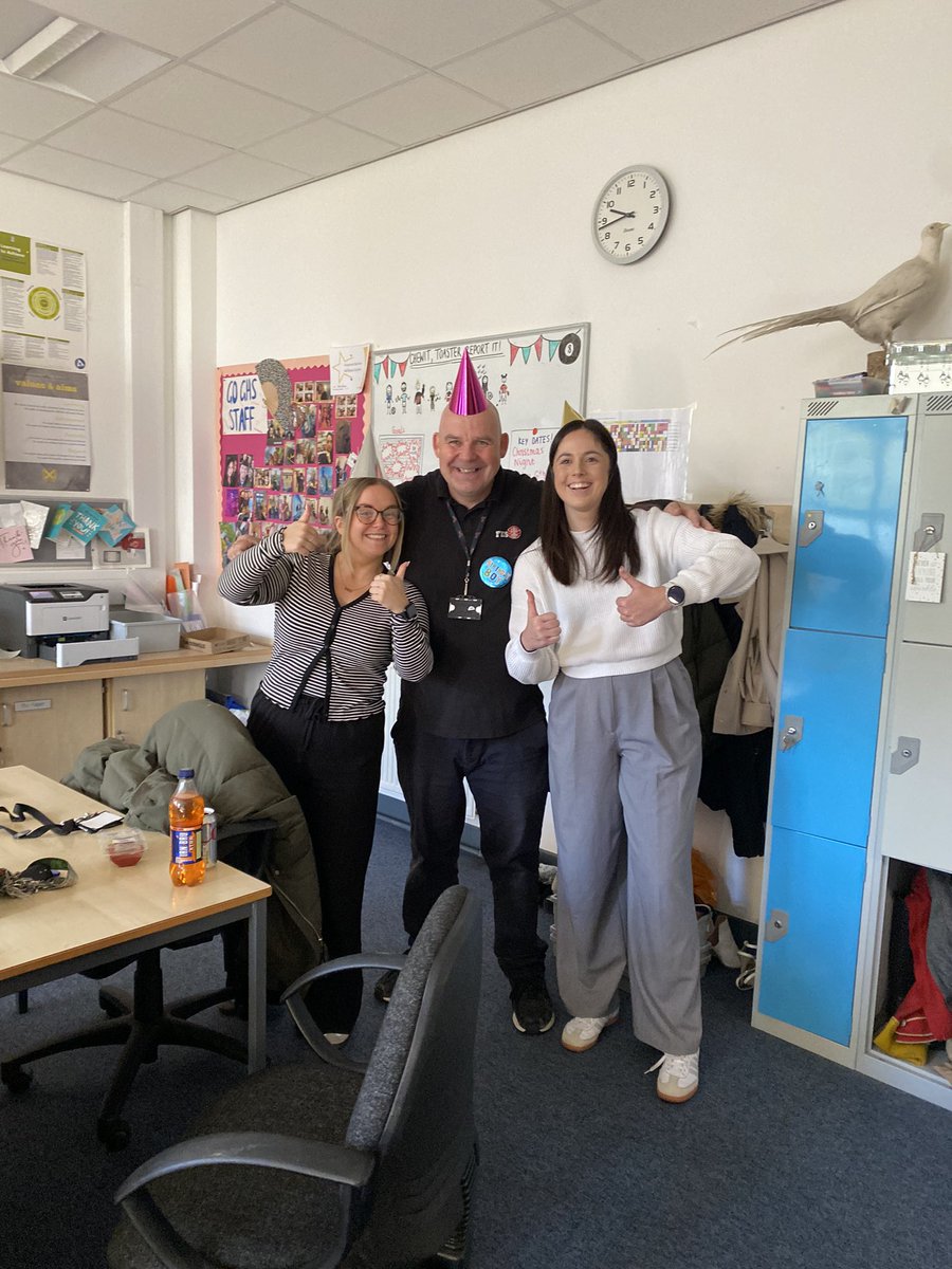 Big happy 50th to the main man who keeps the school going, Pete!! 🎉🥳🎁