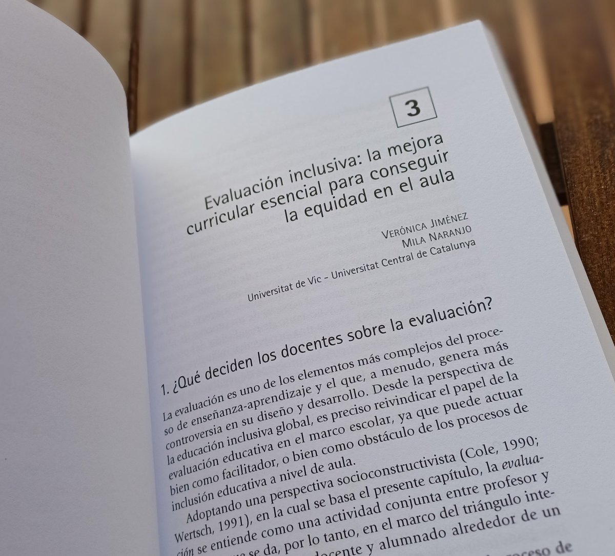 Ja el tinc físicament! Educación Inclusiva Global <a href="/Ed_Octaedro/">Editorial Octaedro</a> amb un capítol amb la Dra Mila Naranjo <a href="/UVic_FETEP/">FETEP - UVic</a> sobre l'encara controvertit tema de l'avaluació. Open acces 👉 octaedro.com/libro/educacio…