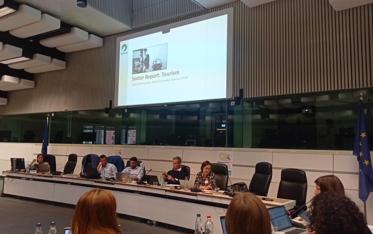 fai_cisl's tweet photo. #Bruxelles, Esecutivo #EFFAT 🗣 In vista del prossimo Congresso, che il sindacato #agroalimentare europeo terrà a novembre a #Valencia, è stata ratificata la candidatura di Enrico Somaglia a Segretario Generale e di Annika Rönni-Sällinen (@pamliitto) a Presidente. Un grande in bocca al lupo da tutta la #FaiCisl! Presenti ai lavori anche il Segretario Generale dell'EFFAT Kristjan Bragason e la Segretaria Generale IUF Sue longley, per noi partecipa Alberto Kulberg Taub.
#FightingForward