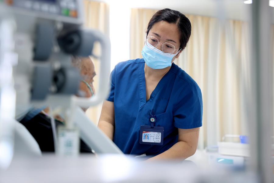 PDChinaBusiness's tweet photo. China's medical insurance system has seen stable operation over the past years, with consistent expansion of drug coverage benefiting patients nationwide. #PRC75thAnniv #ChinaInsight https://t.co/VMelkMPrRG https://t.co/WMT2r6gdvC