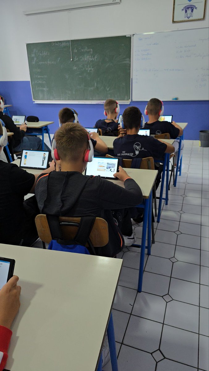 Save the Children NWB tweet media