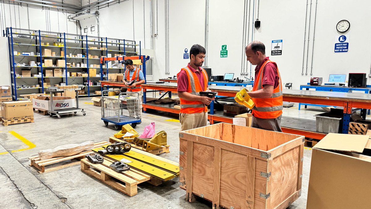 dahbashiengg's tweet photo. Sustainability is our priority! Our dispatch process is optimized for efficiency and the environment. From reusable boxes to paperless operations, we're committed to reducing our footprint. #SustainableOperations #WarehouseManagement #PaperlessOperations #DigitalTransformation https://t.co/W3UVOuf4z2