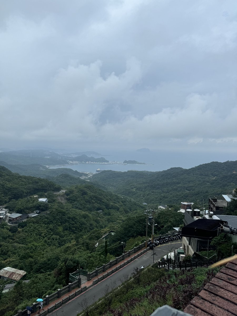 akarabbit_0820's tweet photo. 実は今、台湾にいます🫶 https://t.co/HOrRTNU3Jy