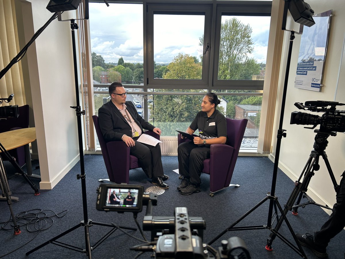 R_Potential's tweet photo. Thank you so much to Sam and Libby for their time yesterday being interviewed by our fantastic Movement 2 Work Graduate Programme running in Tyseley!🌟 #ChangingLives #DWP @WestMids_CA https://t.co/grQw5fVzDR
