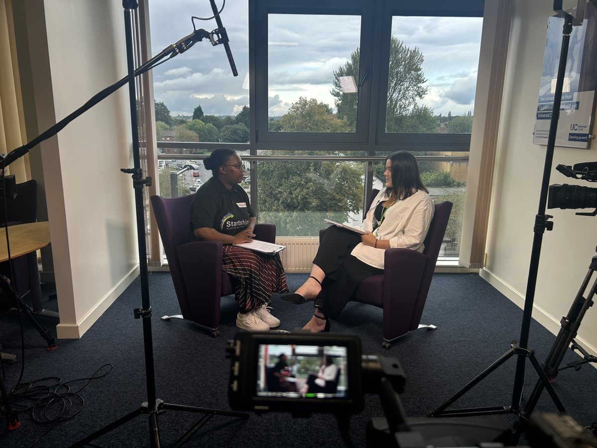 R_Potential's tweet photo. Thank you so much to Sam and Libby for their time yesterday being interviewed by our fantastic Movement 2 Work Graduate Programme running in Tyseley!🌟 #ChangingLives #DWP @WestMids_CA https://t.co/grQw5fVzDR
