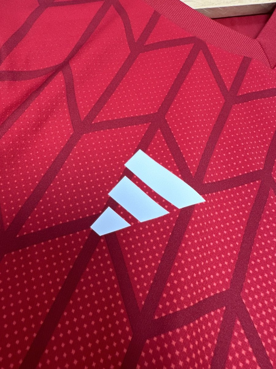 tettenhallfc's tweet photo. 🕰️🔴⚪️

Introducing our new 24/25 @adidasfootball away kit sponsored by Hague Fasteners 🪡 👕 

#ForTheClock #TettenhallFC @SpecialFastener https://t.co/KMn6HCx3NO