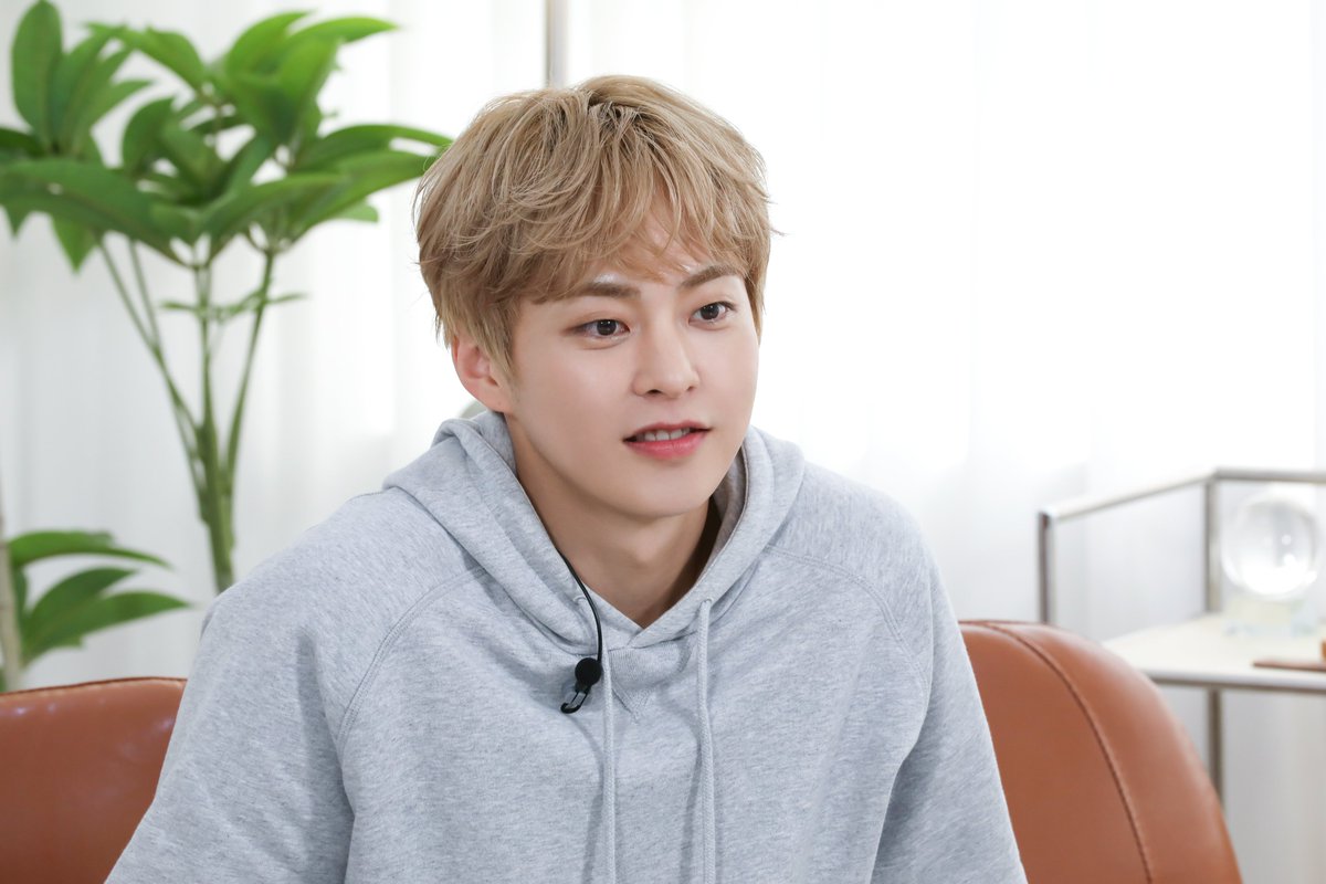 XIUMIN_official tweet media