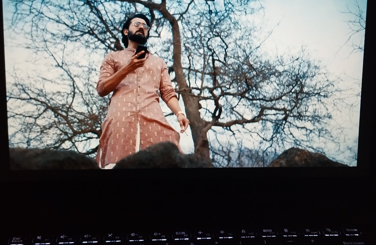 Ashu_idolbb22's tweet photo. Vasya : Adat hai meri..sehro ko hila dene ki
And @Bhuvan_Bam you proved it !!!! 😭🫶

Season 2 of Taaza khabar Is a blast 💥🔥 .. totally unexpected!!!! 😭💥

Congratulations to the whole team !! 👏 
#TaazaKhabar2 on @DisneyPlusHS https://t.co/gK0JSkUBQo