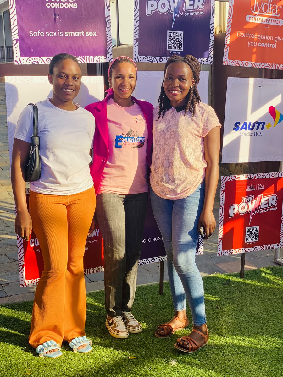 youthchaperonug's tweet photo. Every individual deserves the right to make informed choices about their reproductive health. Yesterday, we celebrated that choice!" ๐with @reachahand #PowerofOptions as we commomerated the #internationalcontraceptionday @iuea_uganda under the theme: Plan your Tomorrow Today๐๐ก https://t.co/B2vUitPOa4