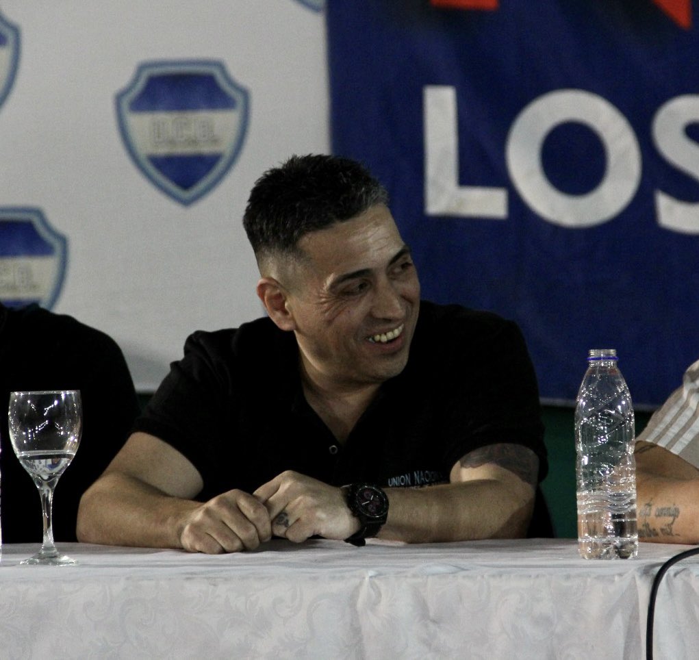 El ministro @WalterCorreaok, participó en la asunción de Pedro Villarreal como nuevo presidente de la Unión Nacional de Clubes de Barrio (UNCB).
