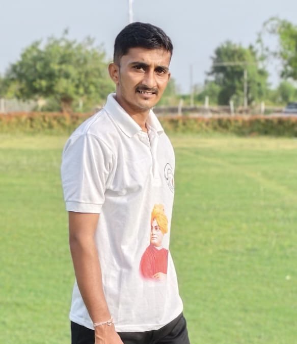 ikaushaldave's tweet photo. "ભાજપના સદસ્ય બની વિકસિત ભારતની યાત્રામાં બનીએ સહયોગી"

સદસ્યતા અભિયાન -2024 અંતર્ગત ગીર સોમનાથ જિલ્લાના શ્રી કુમાર પરમાર દ્વારા અત્યાર સુધીમાં કુલ 1001 પ્રાથમિક સદસ્યોની નોંધણી પૂર્ણ કરી તે બદલ તેમને ખૂબ ખૂબ અભિનંદન સહ આપ વધુને વધુ સભ્ય બનાવો તેવી શુભેચ્છા.

#BJPSadasyata2024 https://t.co/MZRV0e8LCi