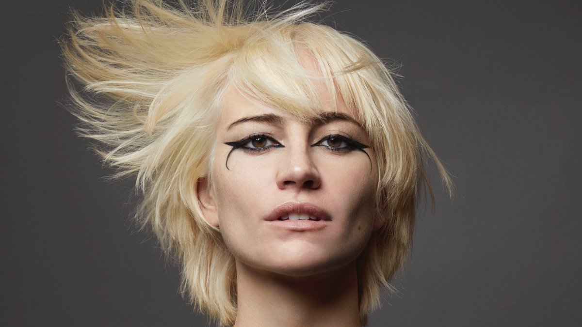 MusicWeek's tweet photo. Pixie Lott on the genesis of her new record Encino https://t.co/kGH4vKnQbV https://t.co/kLBUCbFfoh