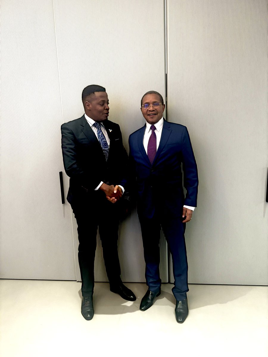 On the sidelines of #UNGA79 and #SummitOfTheFuture I was delighted to meet and have a  tête-à-tête with H.E. <a href="/jmkikwete/">Jakaya Kikwete</a> former President of Tanzania.

A rewarding moment to share, learn and relearn from his wealthy experience in diplomacy and sustainable development works.