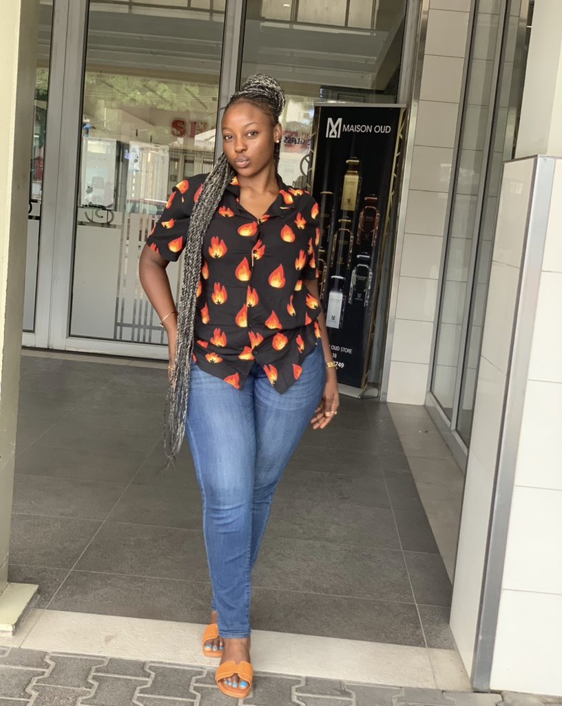 Adhekunbi's tweet photo. Hi, I’m Adekunbi
Let's connect 😉 https://t.co/YMYlESXoiV