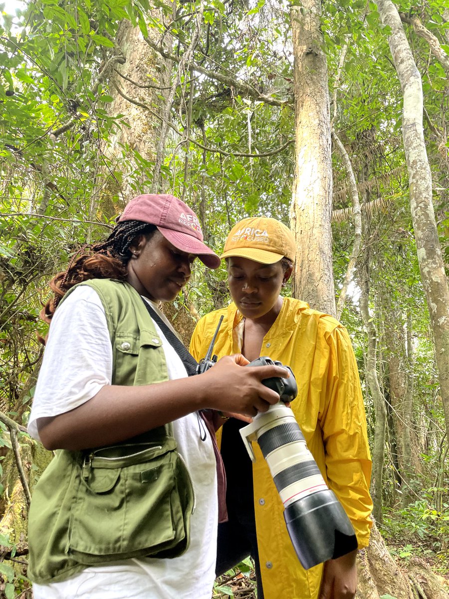 pechuqui's tweet photo. Awesome experience in Nyamabande! Revisited environmental lessons from school days through the lens of documentary filmmaking. Big thanks to @sama_mildred for having me on board as APM.
#Wildlifeconservation #SocialJustice
#EcoDocumentary https://t.co/U1SL1csYPB