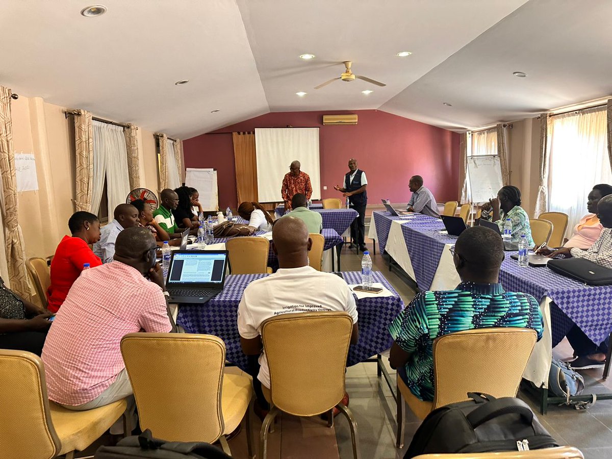 Day 3: The SCALA project on implementation of training local gov'ts of Amoladar, Katakwi, and Amudat districts on #CDRS tools, Kudos to <a href="/FAOUganda/">FAO in Uganda</a> <a href="/queridoAntonioL/">Antonio Querido</a> and congratulations to the district experts. #ClimateAction #Communityresilience #ccd