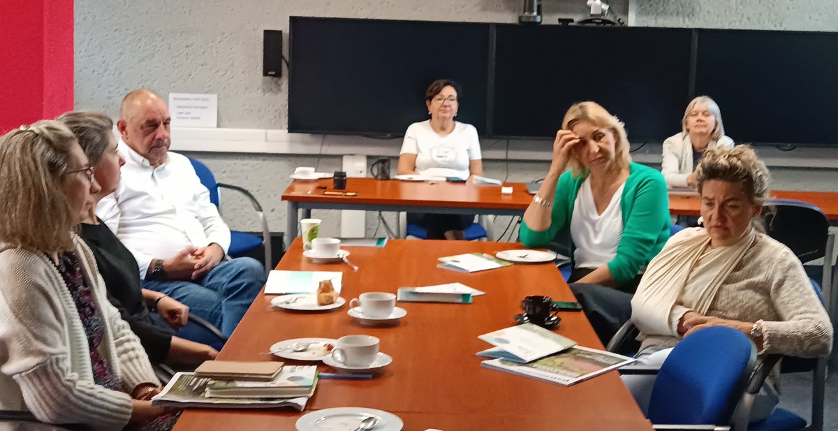 IETU_PL's tweet photo. W #IETU na spotkaniu🇵🇱zespołu realizatorów projektu @tex_tour 🇪🇺#H2020 podsumowano prace wykonane wspólnie 🤝#ZabytkowaKopalniaSrebra w @Tarnowskie_Gory
#StowarzyszenieMiłośnikówZiemiTarnogórskiej #LOTMiastaGwarków agencją marketingową #LOCATIVO  
🔗https://t.co/HRX0gSBHvs https://t.co/l9DtxBmEtM