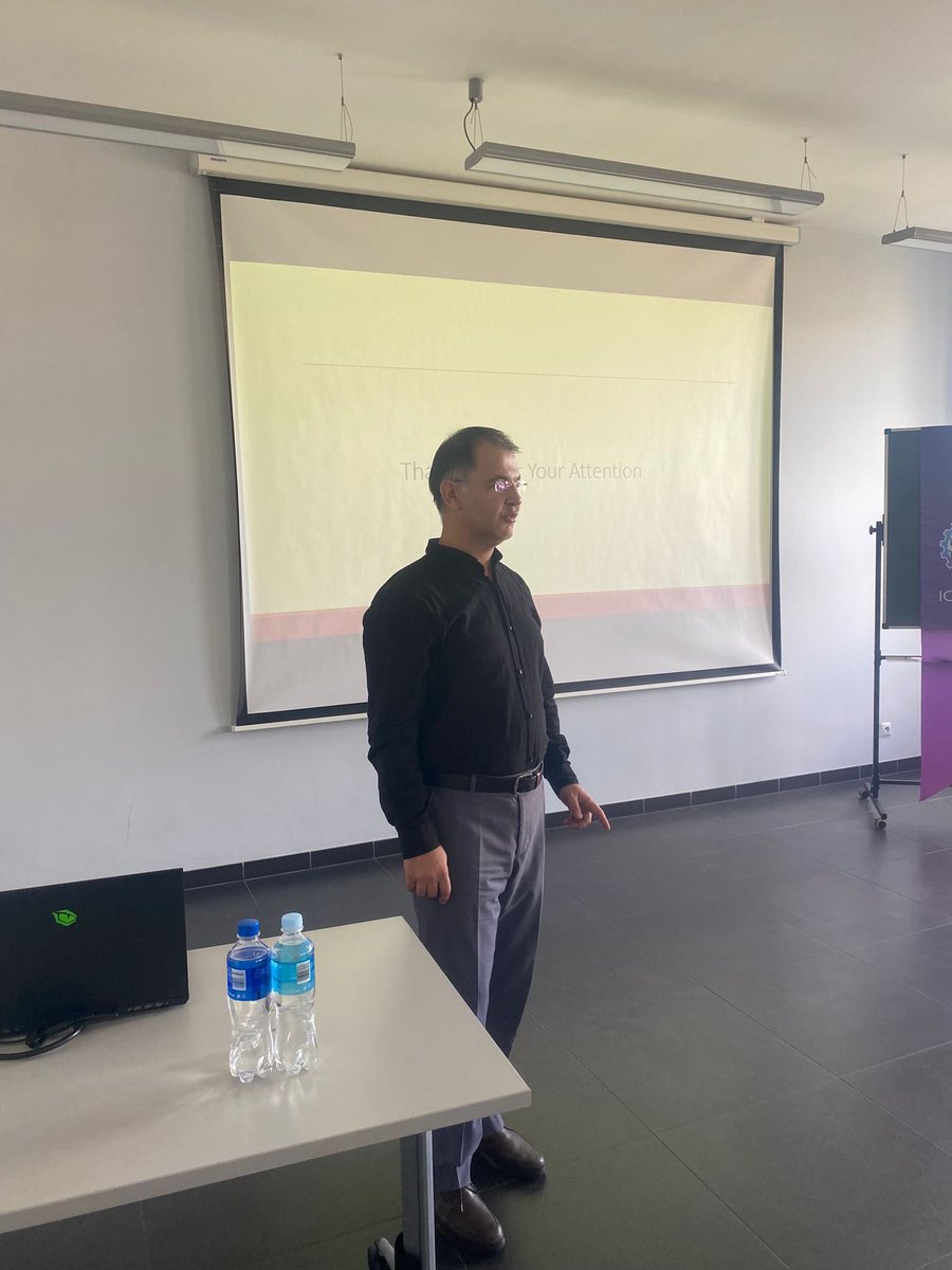 icaiame's tweet photo. Mühendislikte Yapay Zeka ve Uygulamalı Matematik Uluslararası Konferansımızın ikinci günü paralel oturumlarla devam etmektedir. #icaiame https://t.co/rDJFijxDnN