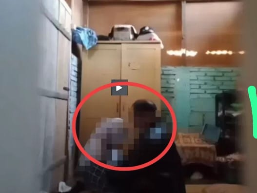hatfield57082's tweet photo. Viral Video Murid dan Guru DiGorontalo, Video Pasya Pratiwi Toiti Oknum Murid dan Guru di MAN 1 Gorontalo Tersebar
Link🎦
Part 1 :https://t.co/Lzr7k0PlJa
Part 2 : https://t.co/Lzr7k0PlJa

#pasyapratiwi #pasya  #oknumguru #guru #gorontalo #murid #man1gorontalo #man1 muriddanguru https://t.co/Q1pma6M0n5