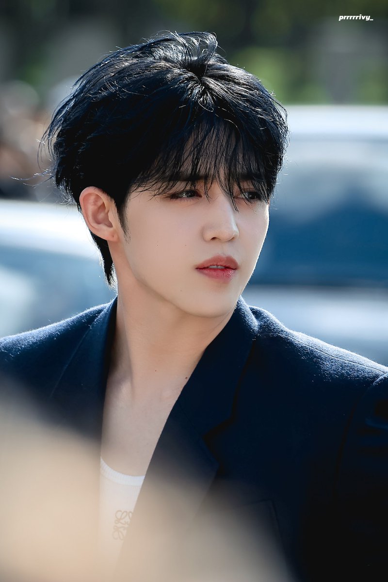 240927 LOEWE

#에스쿱스  #SCOUPS 
#승철 #최승철  #エスクプス
#SEVENTEEN #세븐틴 
<a href="/pledis_17/">세븐틴(SEVENTEEN)</a>

#SCOUPSxLoeweSS25 
#ParisFashionWeek #LoeweSS25
<a href="/LoeweOfficial/">LOEWE</a>
