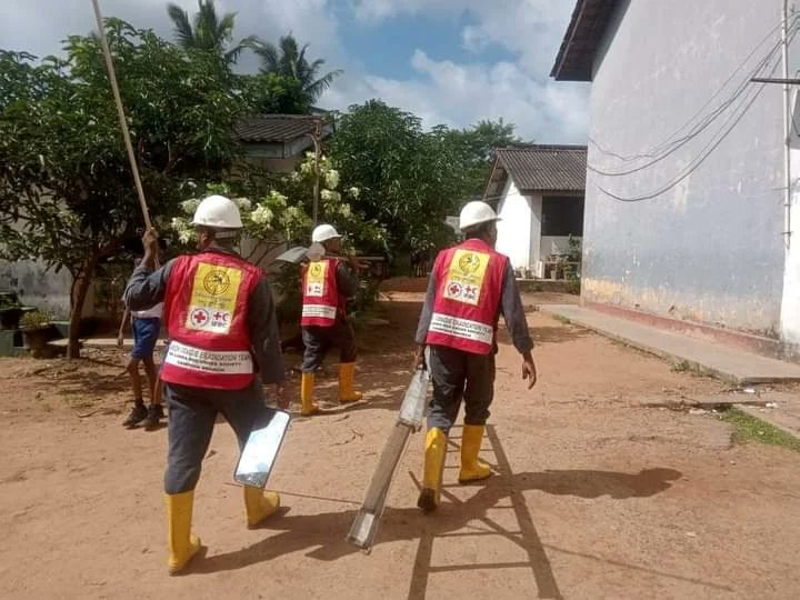 SLRedCross's tweet photo. π Protecting our future, one school at a time! π
@SLRedCross Gampaha Branch conducted a dengue inspection at St. Francis College as part of the #DengueCleanup supported by @IFRC_DREF .
Together, we can prevent dengue and ensure safer schools for our children!πͺπ¦
#slrcs https://t.co/n7s8DDVGl9