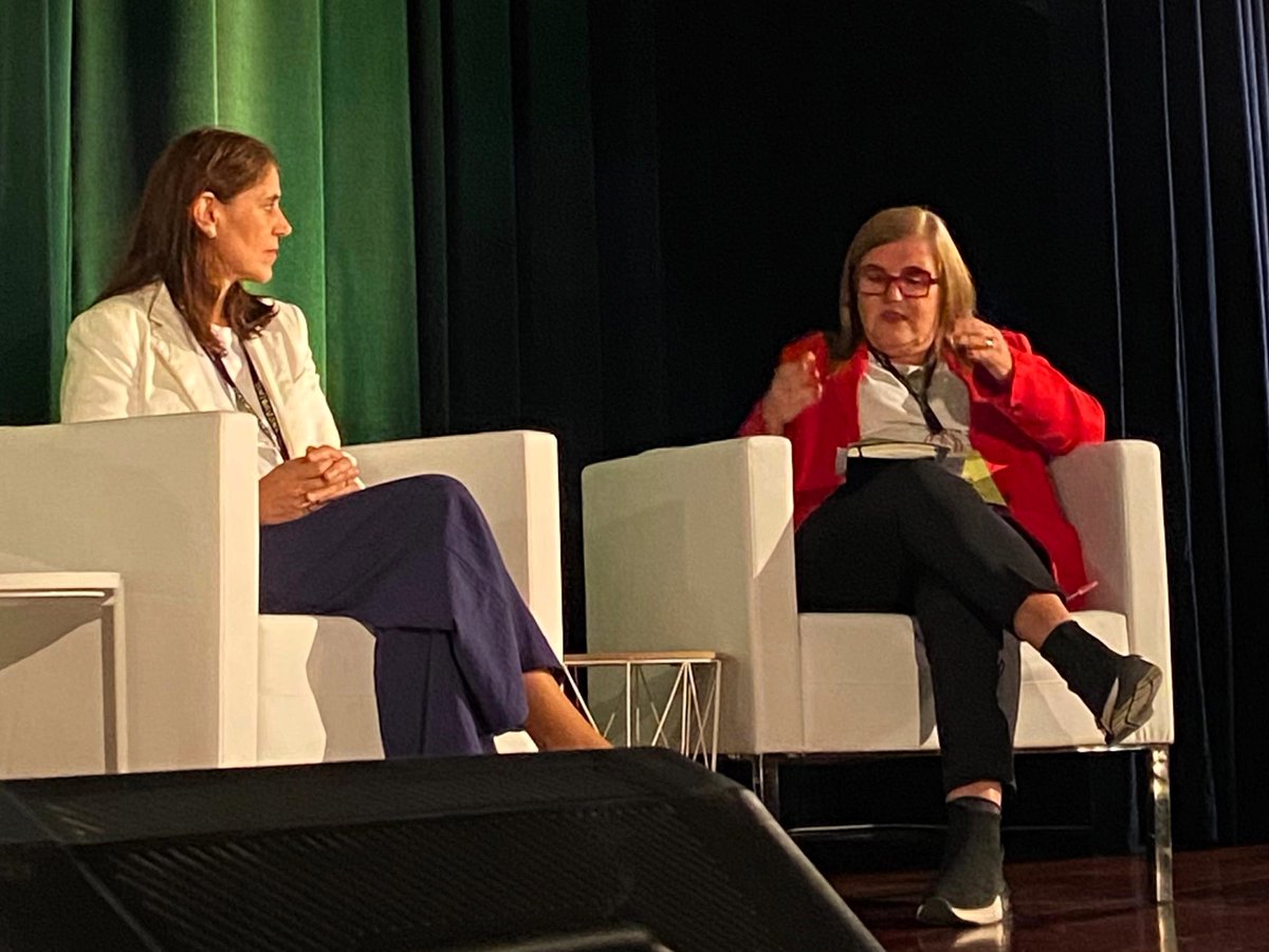 NewSpaceES's tweet photo. 🚀 ¡Arranca la 2º jornada del #NewSpaceEspaña! 

En la mesa 'Actores públicos del #NewSpace español', @TeresaRiesgo fue la moderadora. La acompañaron expertos de la @uvigo, el Area de Promoción del Sector Espacial de Cataluña, el @IAC_Astrofisica, @La_UPM y el @intaespana. https://t.co/kxKtxdzKDf