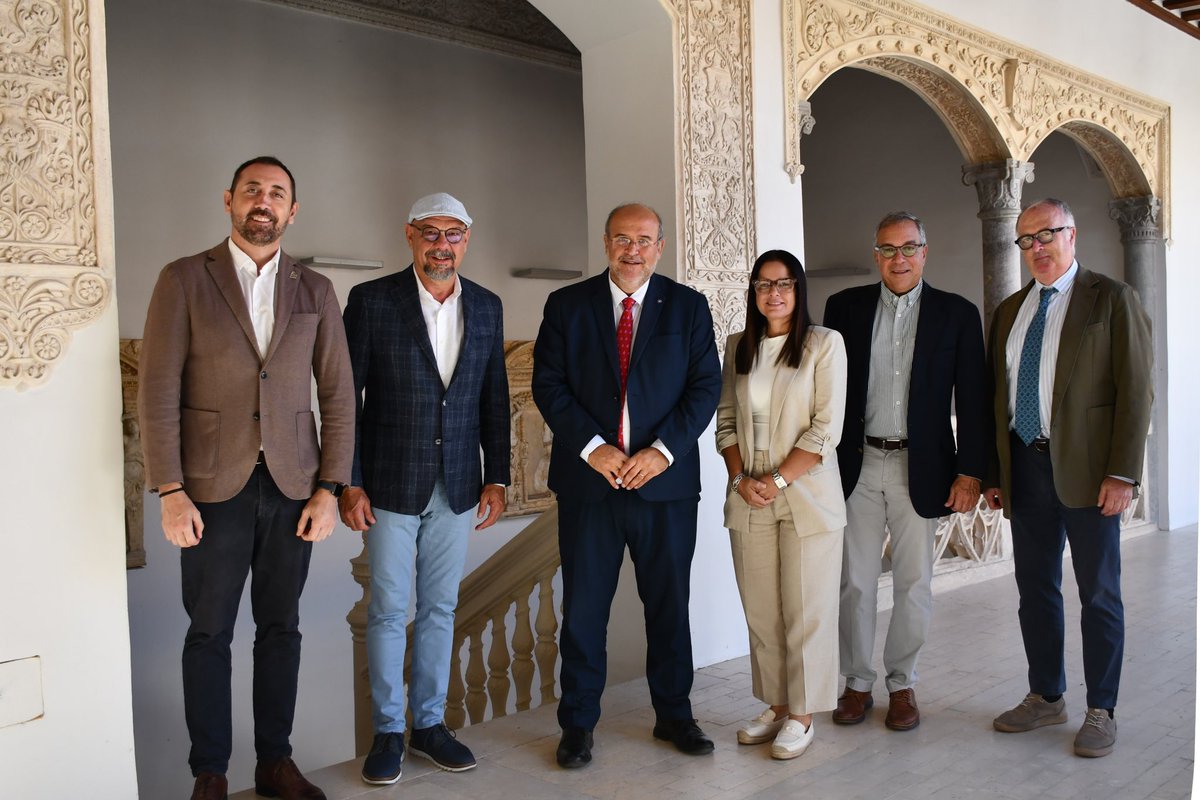 Los trabajos para que el parque de aventuras de <a href="/toroadventures/">Toroverde Adventure Park</a> abra sus puertas en #Cuenca el verano de 2026 avanzan. Hoy, con los directivos y miembros del grupo inversor, hemos repasado algunos aspectos del Proyecto de Singular Interés que presentarán en unos meses.