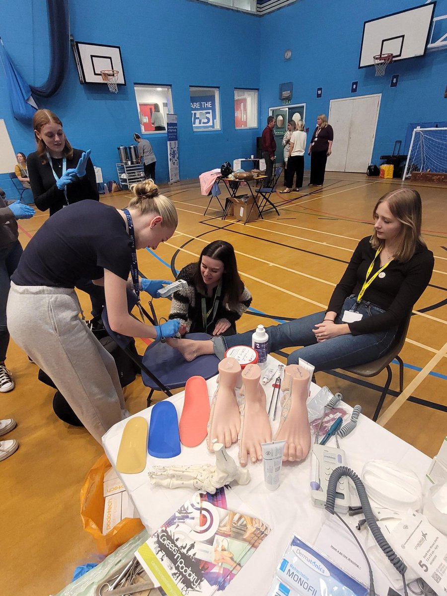 Hants and Isle of Wight Healthcare NHS Podiatry (@hantsiownhspods) on Twitter photo We had a great day joining up with podiatry teams from across Hampshire at an #NHS immersive event inspiring the healthcare professionals of the future and promoting #podiatry <a href="/PodiatryCareers/">Podiatry Careers RCPod</a> We had a great day joining up with podiatry teams from across Hampshire at an #NHS immersive event inspiring the healthcare professionals of the future and promoting #podiatry <a href="/PodiatryCareers/">Podiatry Careers RCPod</a>